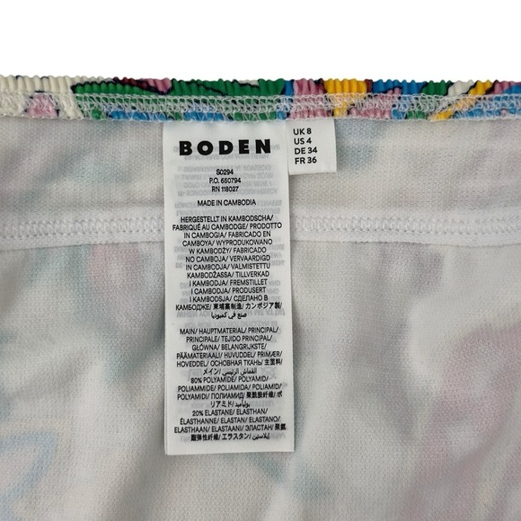 Boden Milos Smocked Bikini Bottoms Ivory Paisley Azure Size 4 Colorful Playful - Picture 14 of 15